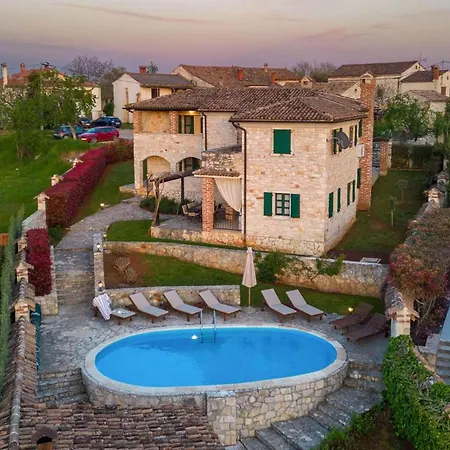 Adea Holiday home *