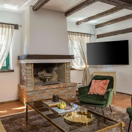 Ferienhaus Adea Jakici